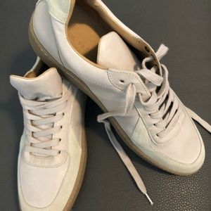 NEW John Varvatos